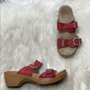 Dansko Sophie Red Leather Mules Sz 39/8.5-9